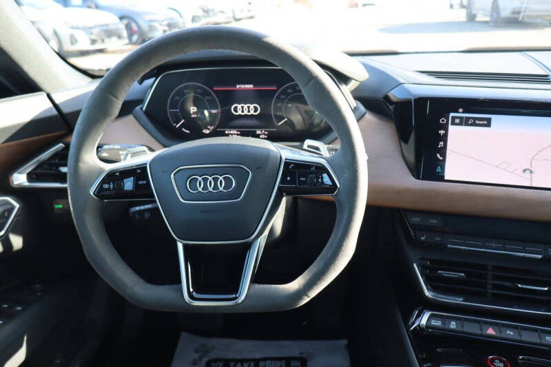 2022 Audi e-tron GT quattro Premium Plus