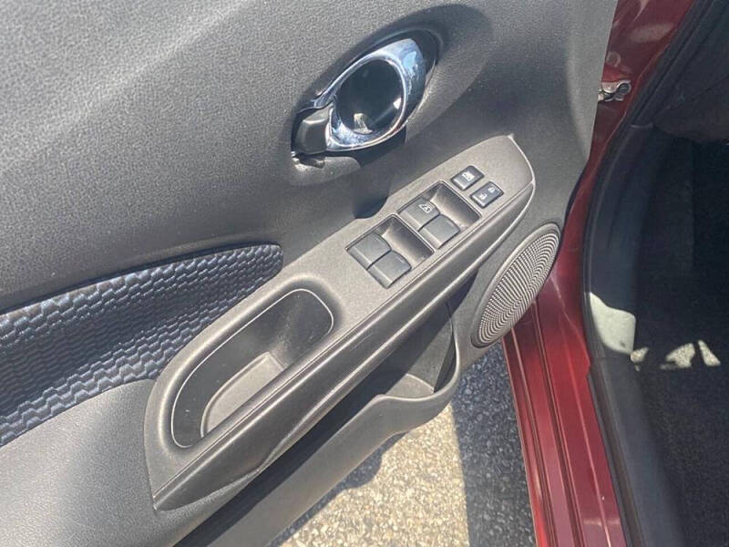 2016 Nissan Versa Note SV