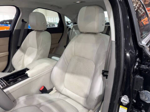 2016 Jaguar XF 35t Prestige