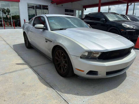 2012 Ford Mustang V6