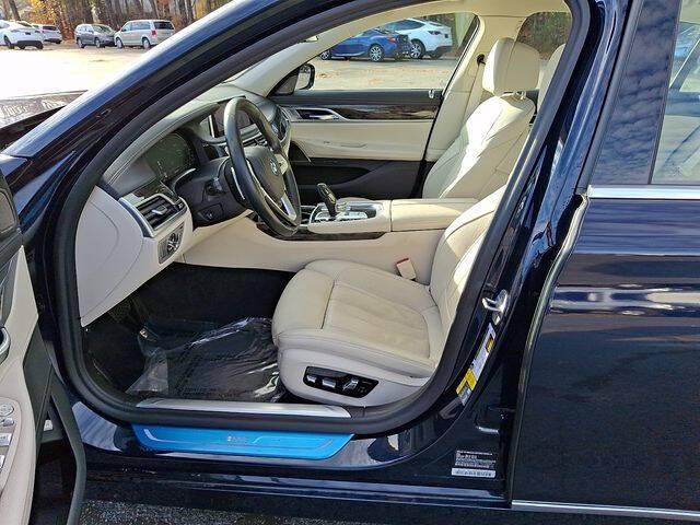 2020 BMW 7 Series 745e xDrive iPerformance