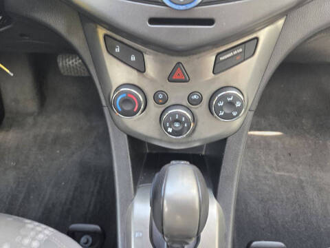 2012 Chevrolet Sonic LS