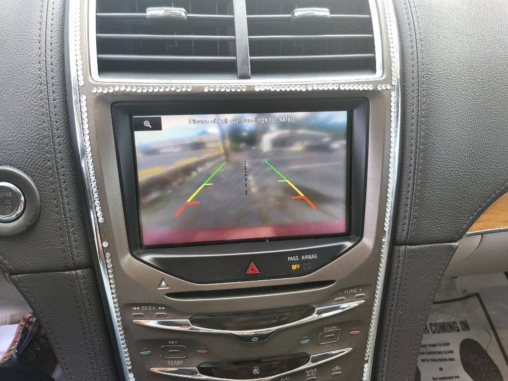 Red 2013 Lincoln MKX Base 4dr SUV 31