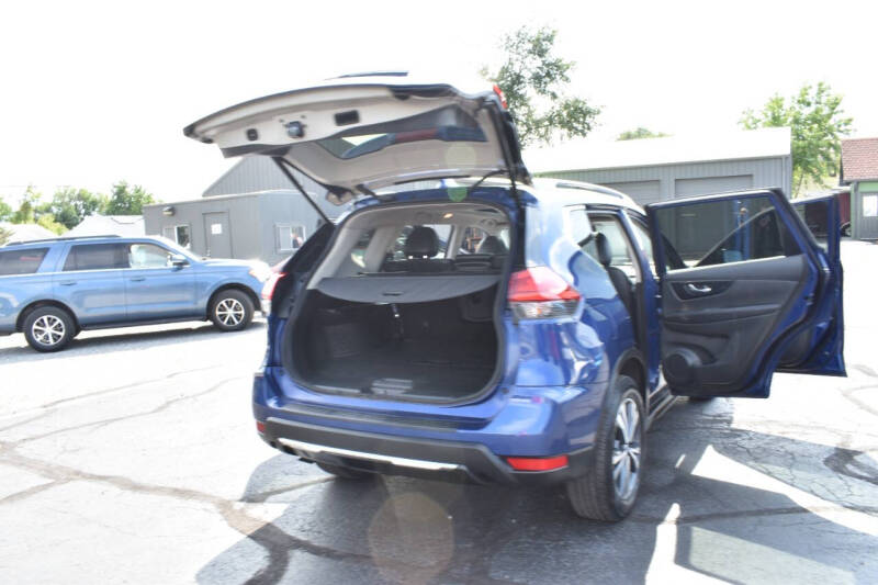 2017 Nissan Rogue SL