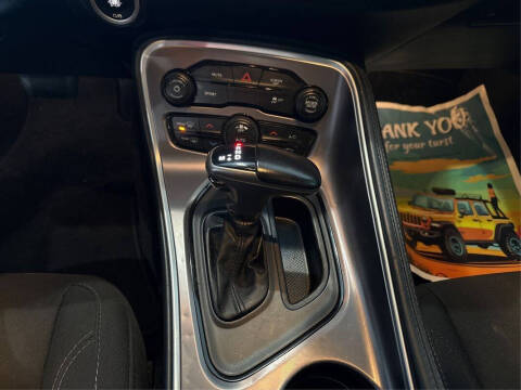 2020 Dodge Challenger SXT