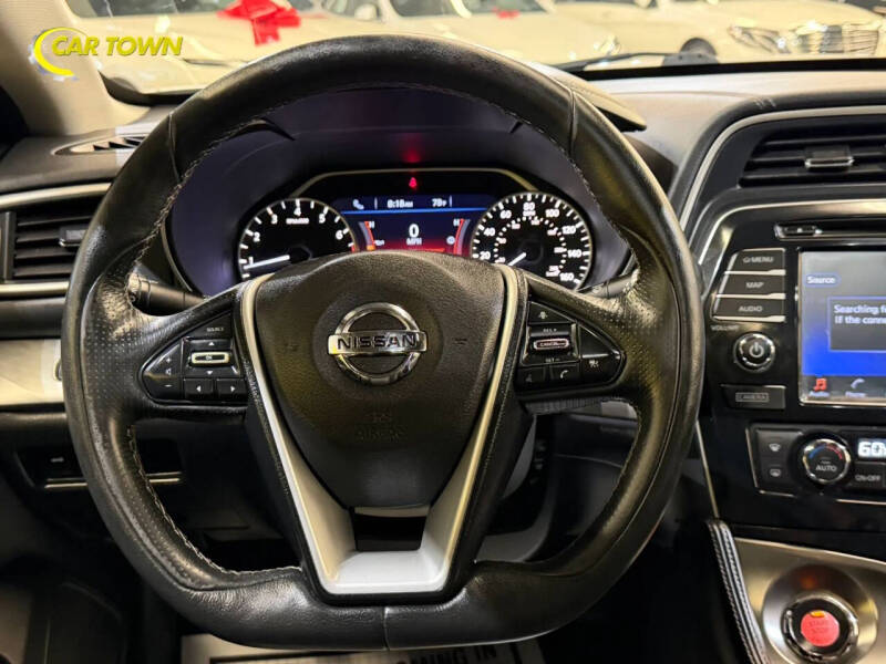 2017 Nissan Maxima