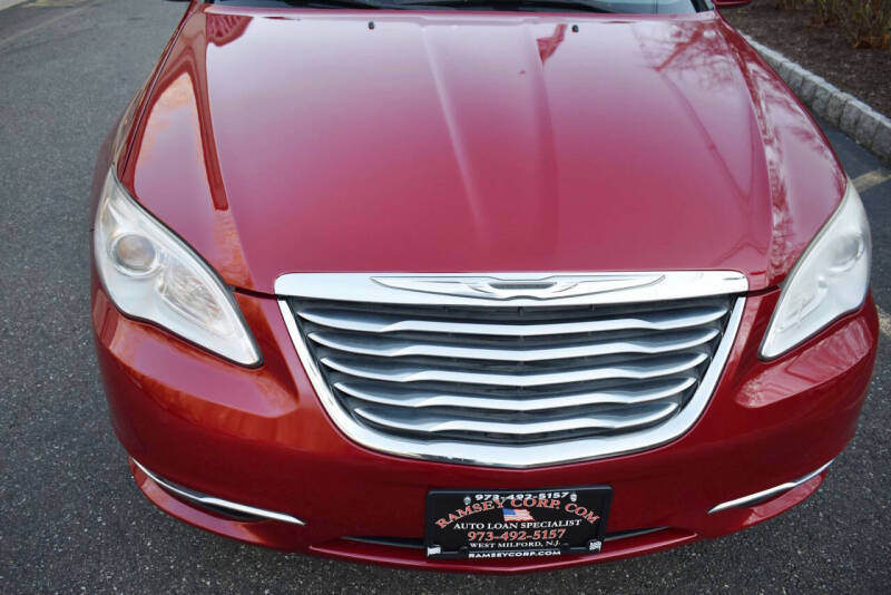 2012 Chrysler 200 Touring