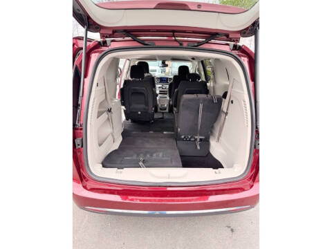 2017 Chrysler Pacifica Touring Plus