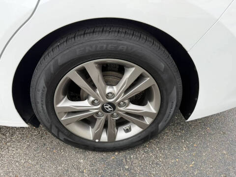 2017 Hyundai Elantra Value Edition