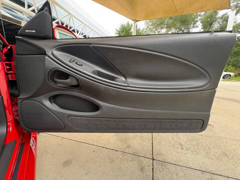 2003 Ford Mustang Mach 1 Premium
