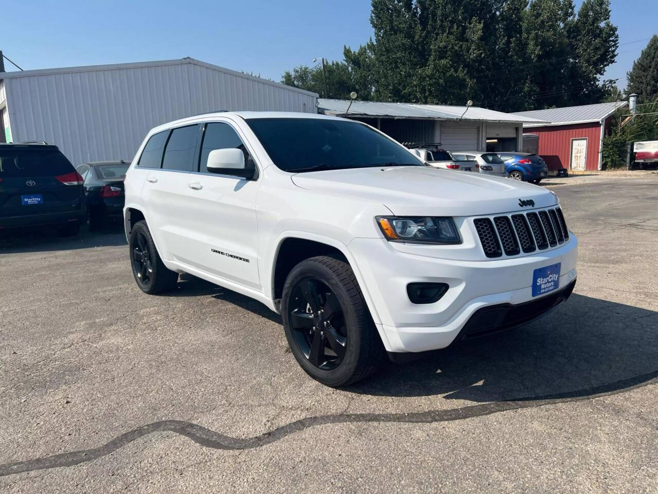 2015 Jeep Grand Cherokee for sale at Starcity Motors LLC in Garden City, ID