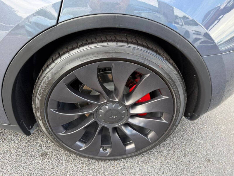 2023 Tesla Model Y Performance