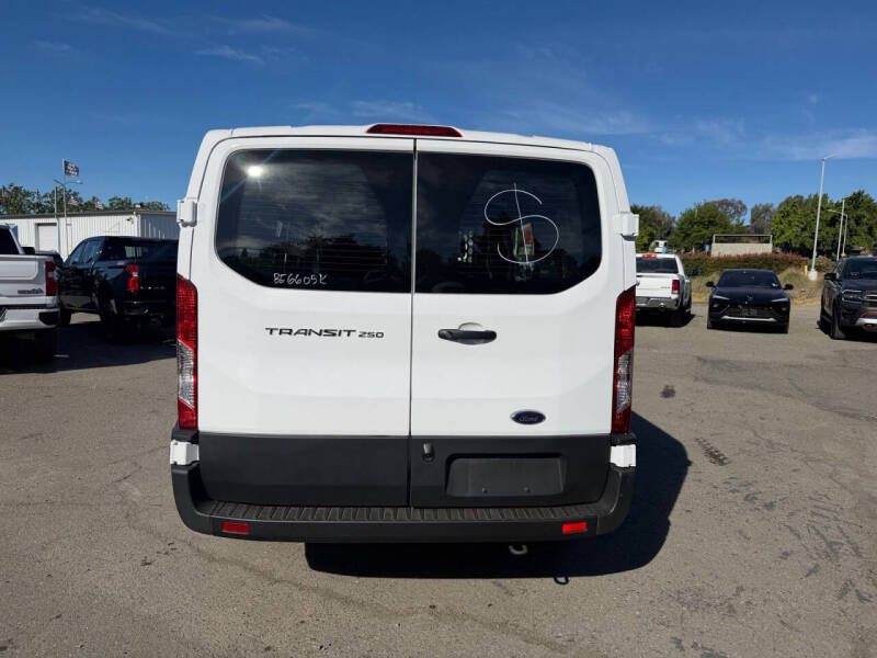 2025 Ford Transit