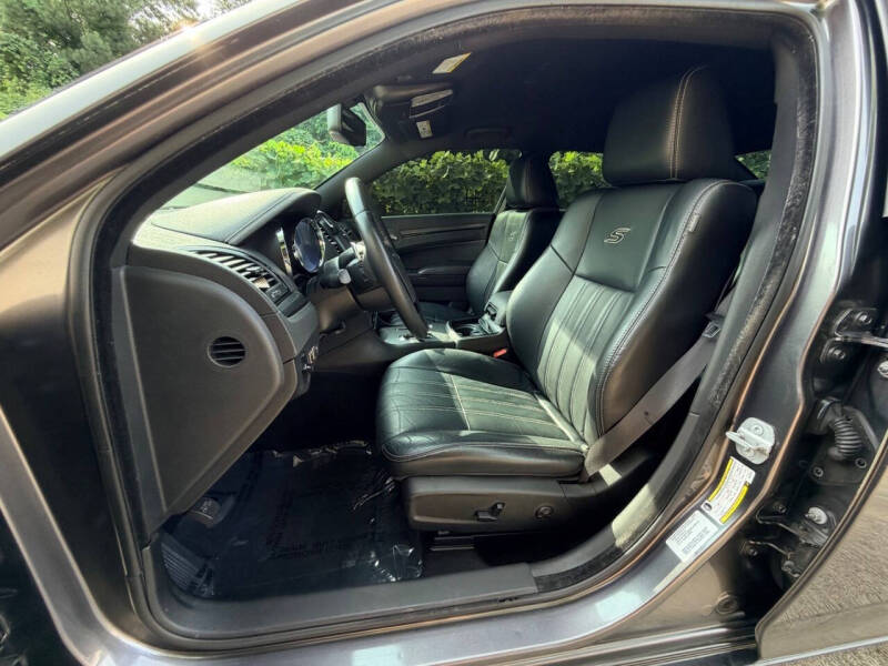 2014 Chrysler 300 S