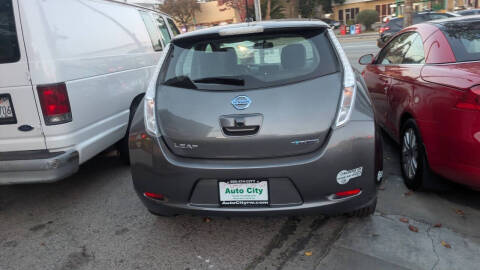 2016 Nissan LEAF SV