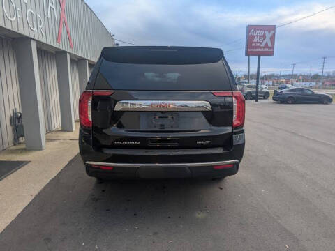 2022 GMC Yukon XL SLT