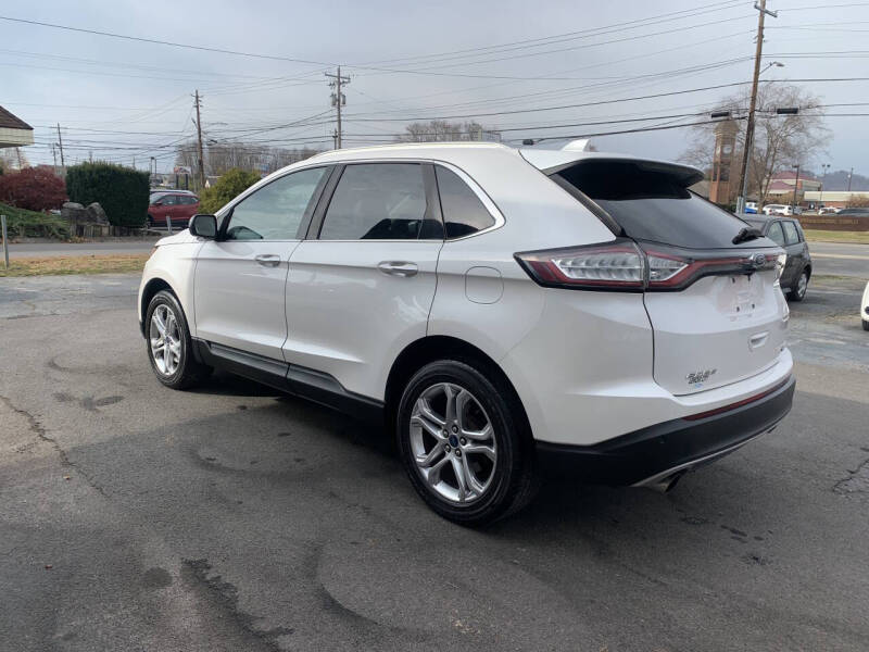 2017 Ford Edge Titanium