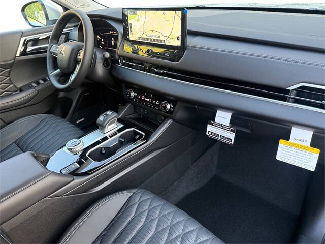 2026 Mitsubishi Outlander SEL