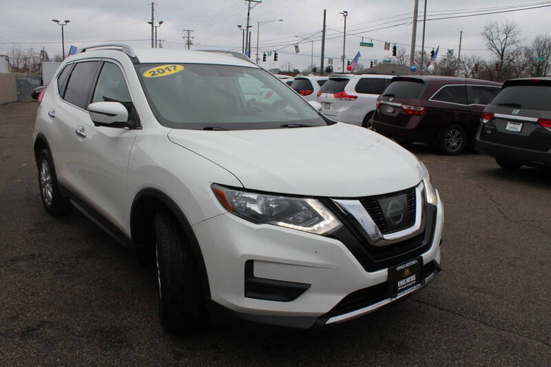 2017 Nissan Rogue SV