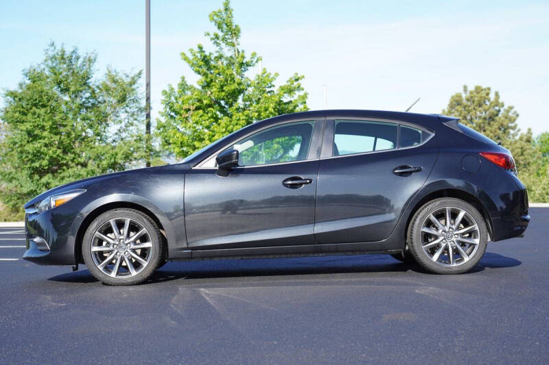 2018 Mazda MAZDA3 Touring