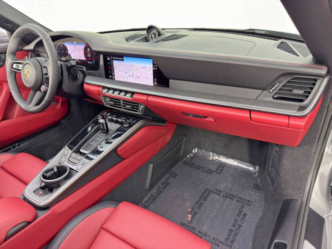 2025 Porsche 911 Carrera