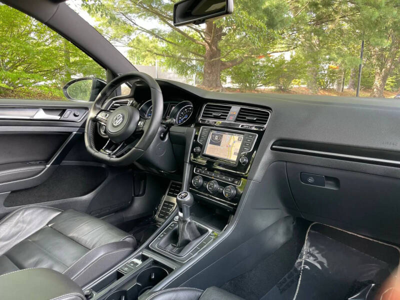 2016 Volkswagen Golf R