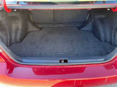 2005 Toyota Corolla LE