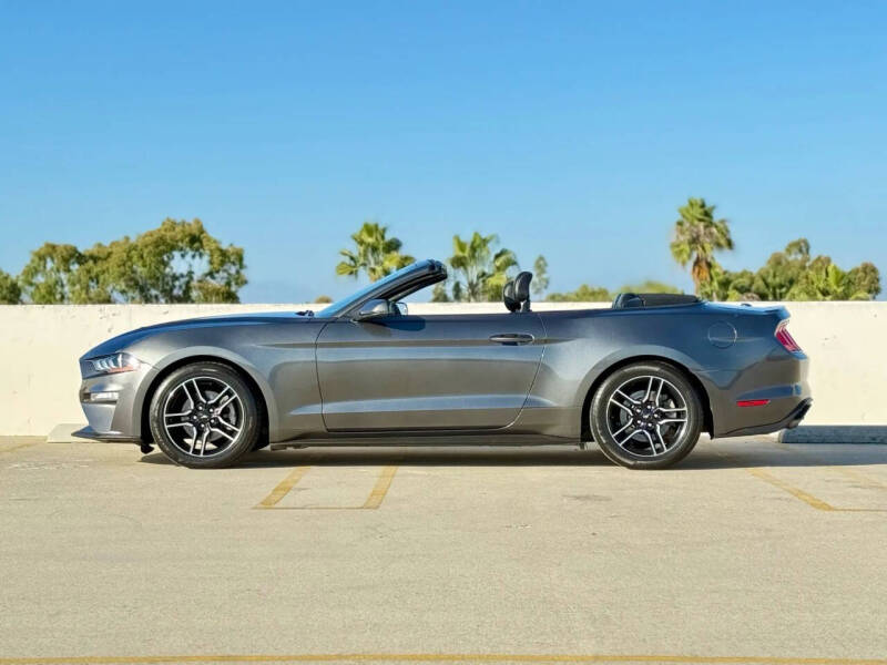 2020 Ford Mustang