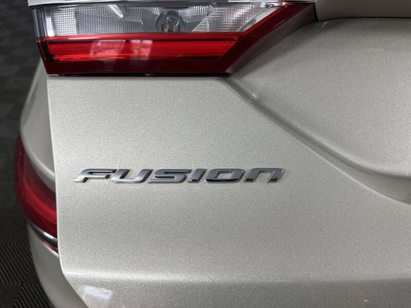2017 Ford Fusion SE