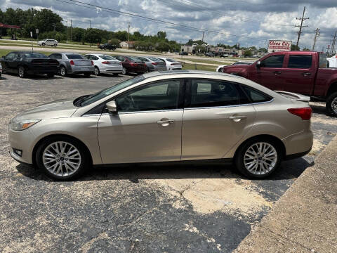 2017 Ford Focus Titanium