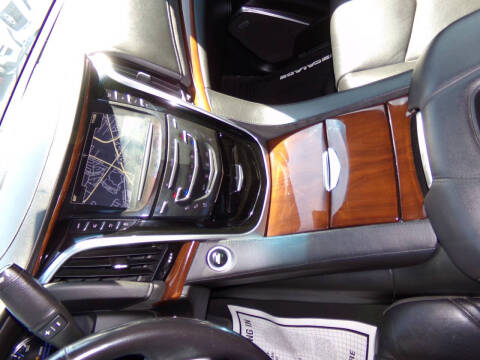 2019 Cadillac Escalade Luxury