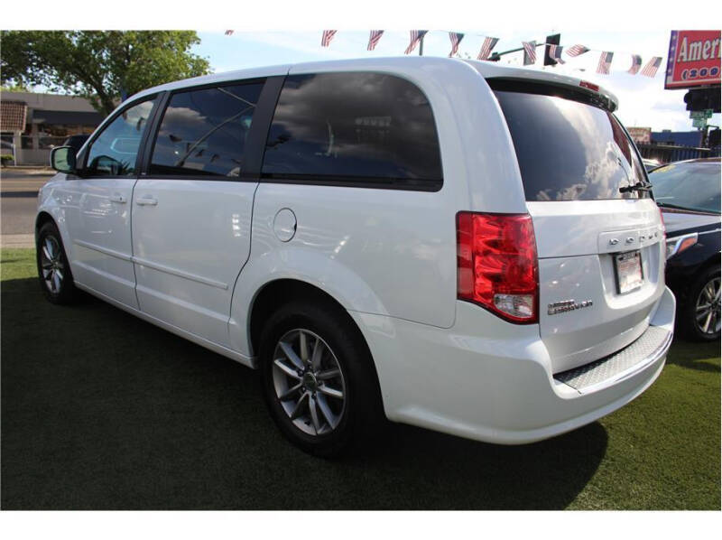 2014 Dodge Grand Caravan R/T