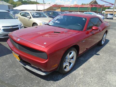 2009 Dodge Challenger for sale at River City Auto Sales in Cottage Hills IL