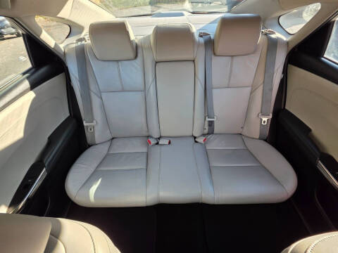 2016 Toyota Avalon XLE