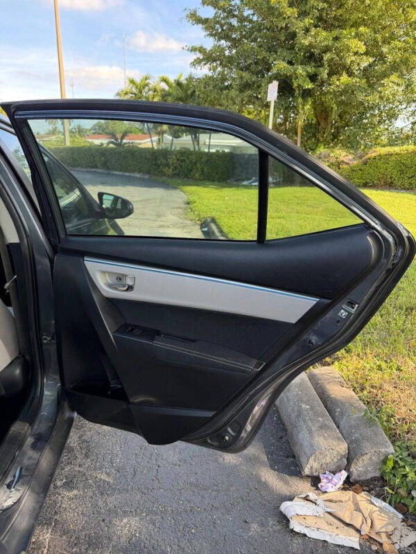 2015 Toyota Corolla LE