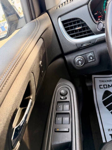 2017 Chevrolet Traverse LT