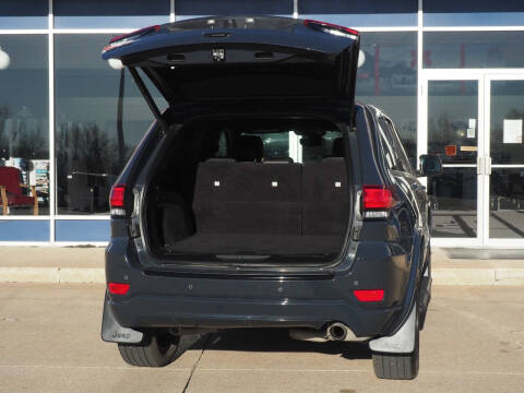 2017 Jeep Grand Cherokee Laredo