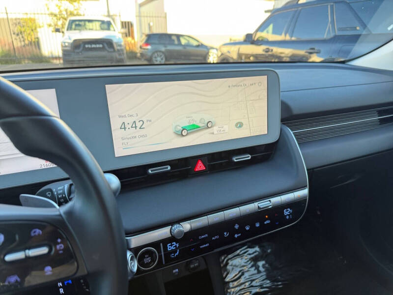 2024 Hyundai Ioniq 5 SE Standard Range