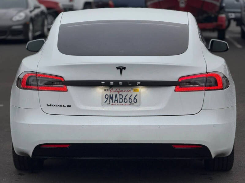 2016 Tesla Model S