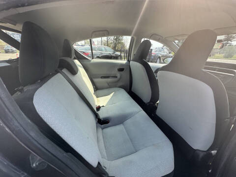 2013 Toyota Prius c Four
