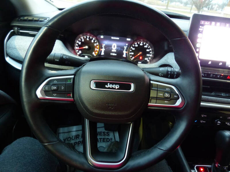 2022 Jeep Compass Latitude Lux