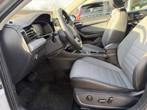 2025 Volkswagen Jetta SE