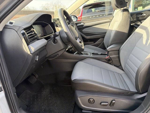 2025 Volkswagen Jetta SE