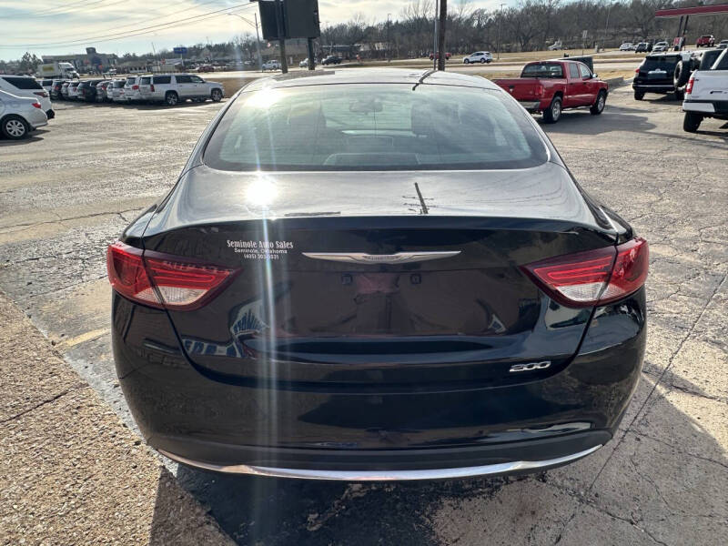 2015 Chrysler 200 Limited