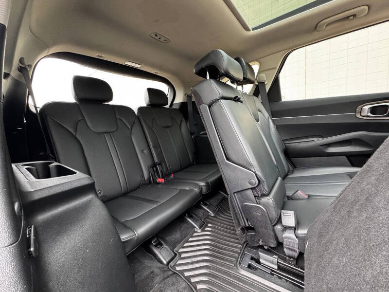 2022 Kia Sorento X-Line S