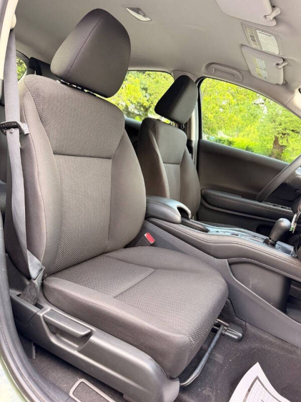 2016 Honda HR-V LX
