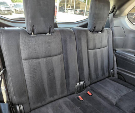 2016 Nissan Pathfinder SV