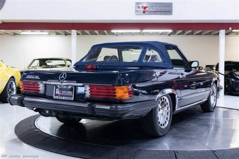 1986 Mercedes-Benz 560-Class 9
