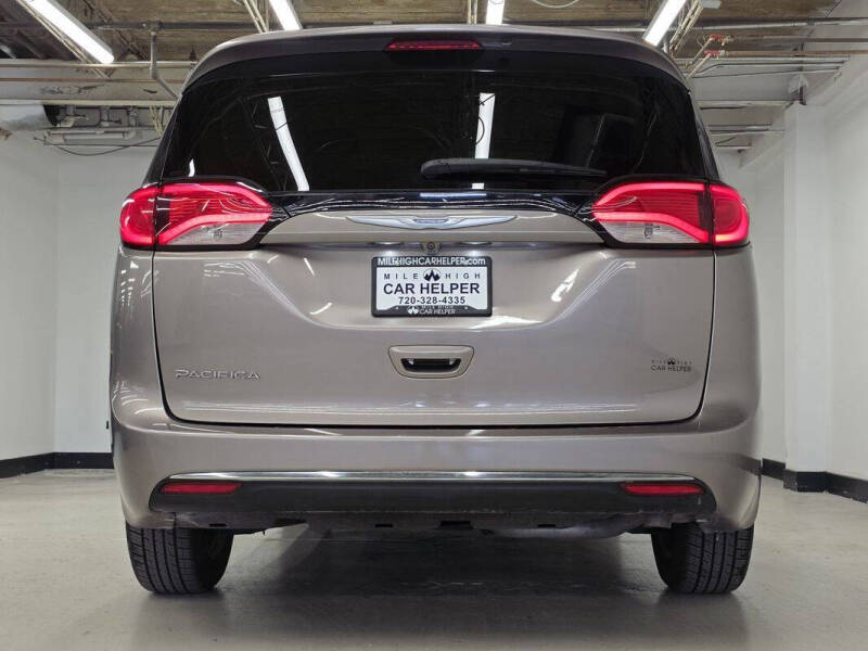 2017 Chrysler Pacifica Touring Plus