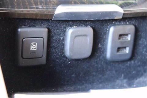 2019 Cadillac Escalade Platinum